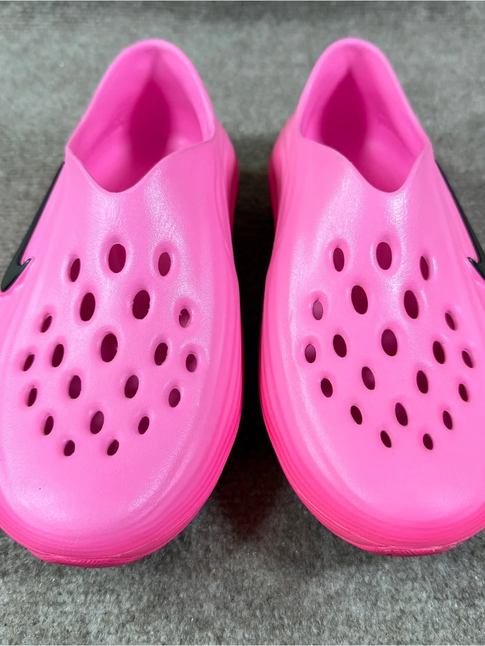 Youth Nike ReactX Rejuven8 Kids Size 5Y Hot Pink Spell Recovery Slip On Clogs